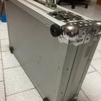 Flight case per pedali