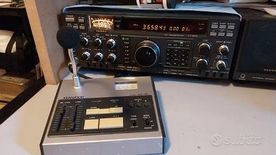 Yaesu FT 990