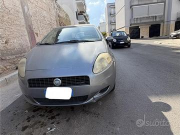 Fiat Punto 1.3 Multijet 75 CV – 5 porte – 2006