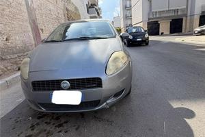 Fiat Punto 1.3 Multijet 75 CV – 5 porte – 2006