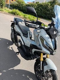 Honda x-adv anno 2023 UNICO PROPRIETARIO.