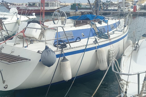 Ferretti Altura 33 - Natante 10 metri - Barca a Ve