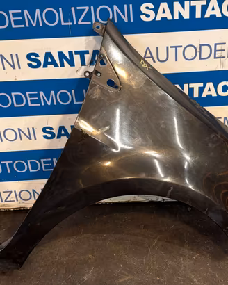 Parafango anteriore destro Renault clio 2008