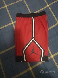 pantaloncino corto rosso nero jordan