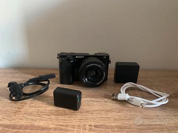 Sony a6000 + lente 16-50mm e accessori.