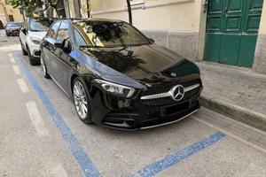 Mercedes-Benz A 180 d Premium AMG auto