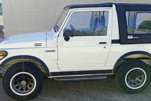 Suzuki Santana