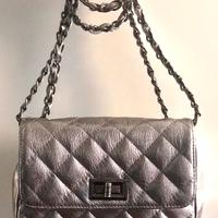 Tracollino  vera pelle trapuntata  stile Chanel