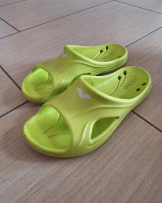 Ciabatte da piscina arena numero 39 verdi