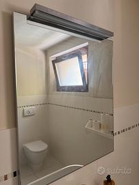 Specchio bagno con luce