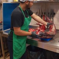 Addetto al magazzino e assistente cucina 