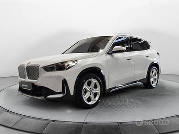 BMW X1 iX1 xDrive30 xLine