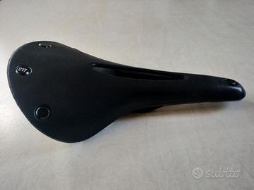 SELLA BROOKS C17 CARVED