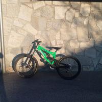 Bici da downhiil