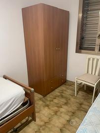 Arredamento stanza singola
