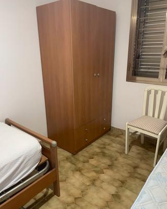 Arredamento stanza singola