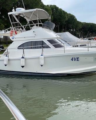 Cayman 30 sport fly