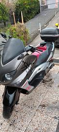Yamaha T Max - 2006