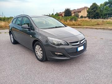 Opel Astra 1.7 cdti Station Wagon 