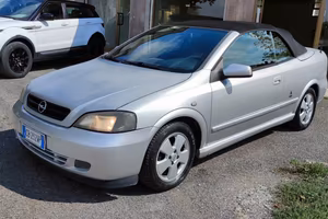 Opel Astra Cabrio 1.6i 16V cat