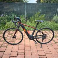 Ktm gravel pedalata assistita