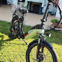 City bike Armony Ostuni con pedalata assistita