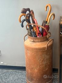 Porta latte in  ferro