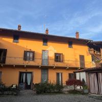 CASA SEMINDIPENDENTE A DORZANO