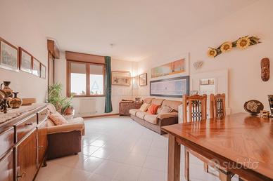 CONEGLIANO tricamere con ascensore C302