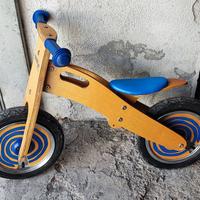 Bicicletta senza pedali