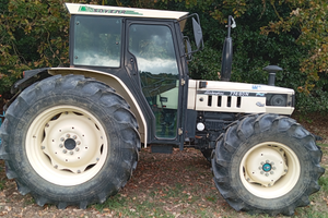 Trattore agricolo Lamborghini 774/80N anno 2001