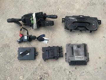 Body computer Renault Trafic 2018 1598CC TD R9M H4