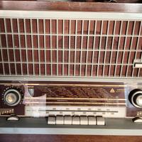 Radio Siemens SM7158 ANNI 50 con giradischi 