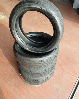 Pneumatici 215/50 R18 96V XL New ZS Hybrid+
