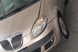 Lancia musa 1.9MJt Platino (74kw)