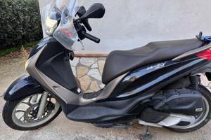 Piaggio Medley 150 ABS 09/2023 - 6.800 km