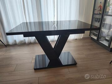 tavolo Garnero arredamenti allungabile 