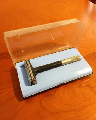 Rasoio wilkinson sticky