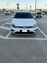 Golf 7.5 r-line 1.6 tdi