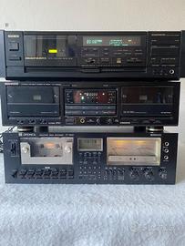 Lotto di tre registratori a cassette professionali