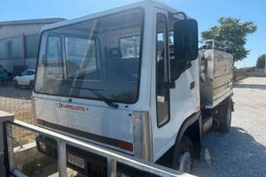 AUTOSPURGO LONGO SU CARRO ANTONELLI F 85