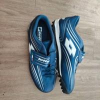 Scarpe da calcetto. (Nuovo)