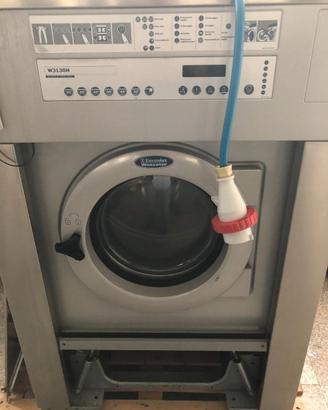 lavatrice industriale electrolux