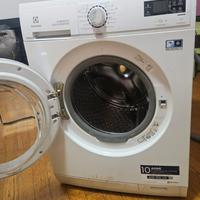 Electrolux EWF1687HDW