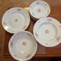 Piatti in fine porcellana Dunken