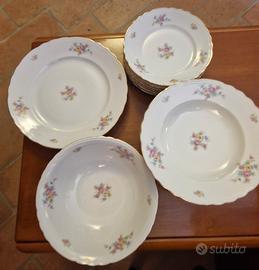 Piatti in fine porcellana Dunken