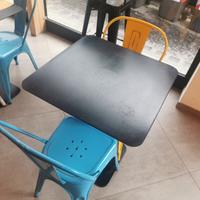 Arredo industrial sedie, sgabelli e tavoli