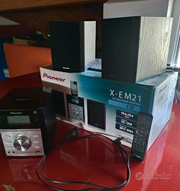 Pioneer X-EM21 colore nero