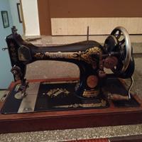Macchina da cucire SINGER