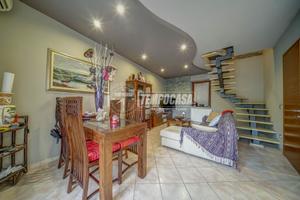 CASTELLETTO TICINO - TRILOCALE DUPLEX CON AMPIO TE